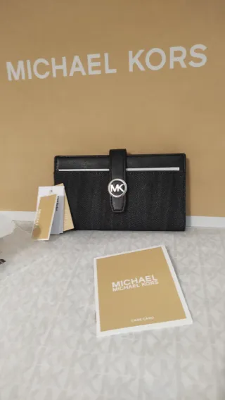 Cartera Michael Kors Negra