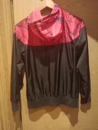 Cortavientos Nike Negro y Rosa