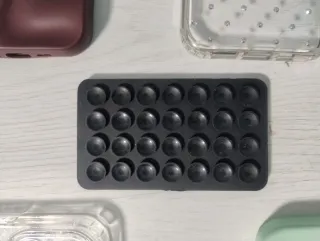 6 custodie per iPhone 15 Pro