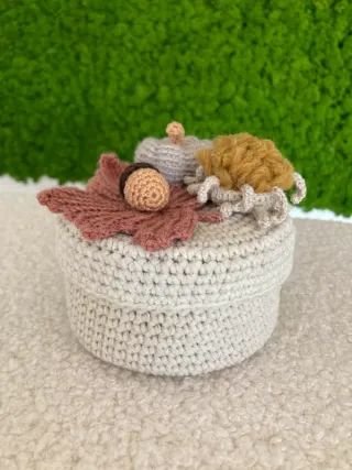 Scatola decorativa "Autunno" uncinetto a mano