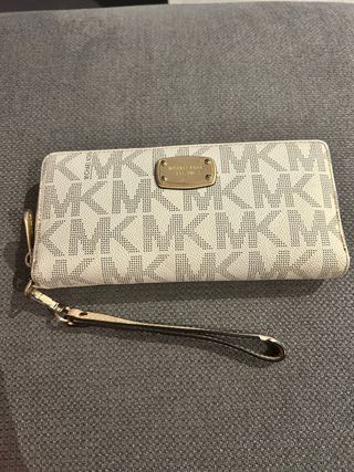 Cartera Michael Kors blanca y dorada original