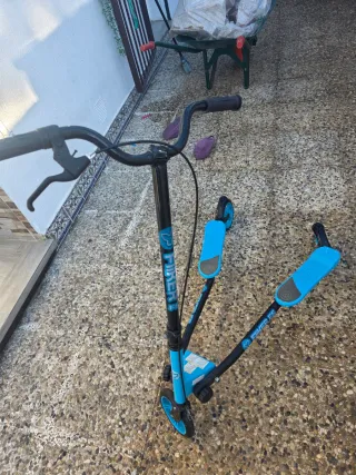 Patinete infantil azul