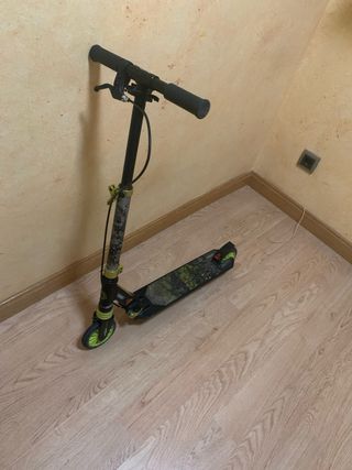 Patinete Oxelo Negro y Verde