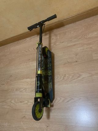 Patinete Oxelo Negro y Verde