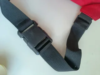 Riñonera Marlboro Roja y Negra