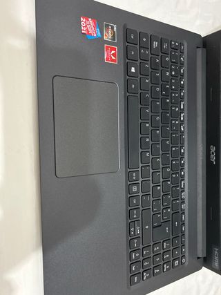 Portátil Acer Ryzen 5 8GB RAM 512GB SSD