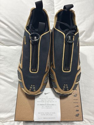 Zapatillas Nike Air Max SNDR SE Negro/Dorado