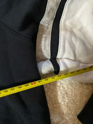 Felpa Nike Air con zip nera e bianca