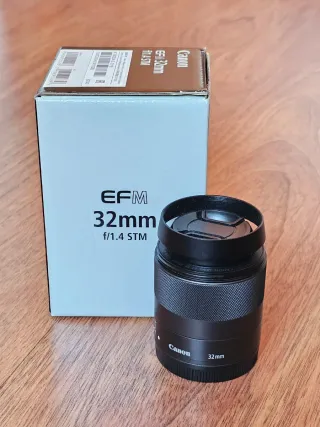 Pack objetivos Canon EFM 32mm f/1.4 y 22 mm