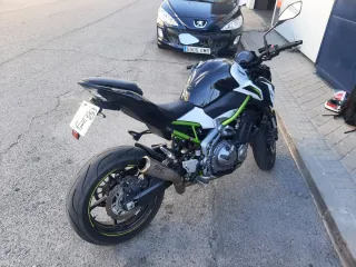 Kawasaki Z900 Full