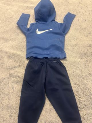 Tuta Nike bimbo 36 mesi