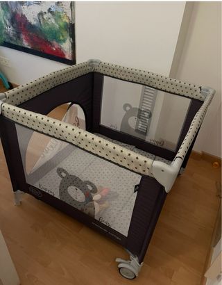 Parco giochi con orsetti