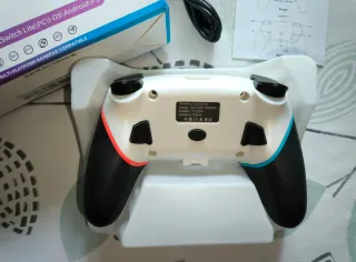 Controller Nintendo Switch per PC, Android e iOS sigillato