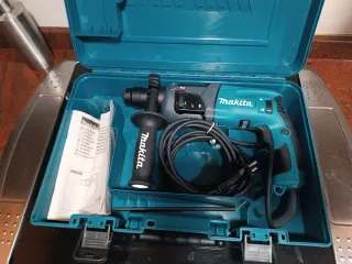 Makita HR2230 Martillo Ligero 710W