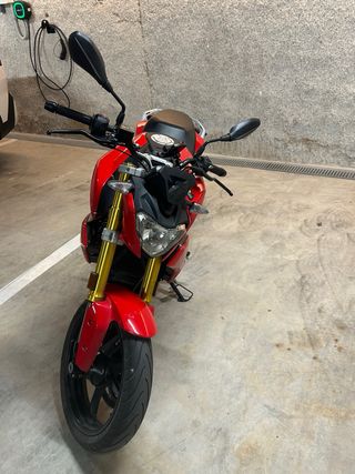 BMW G310 R 11.000 km