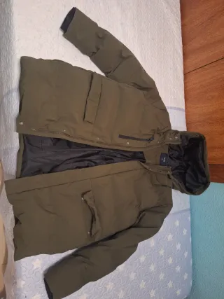 Abrigo Kiabi verde talla L