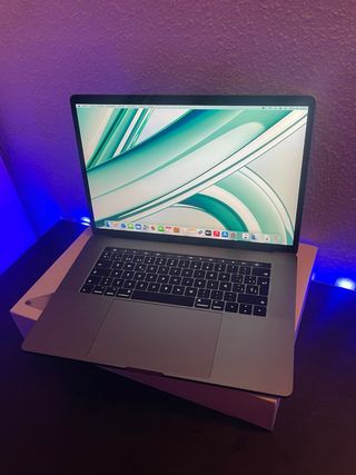 MacBook Pro 2017 Touch Bar 16/512gb