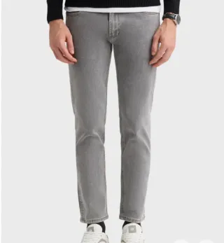 Pantalón vaquero gris Álvaro Moreno