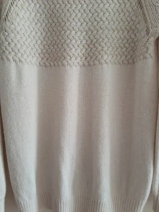 Jersey color crudo de Mango