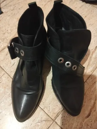 Botines de piel para mujer
