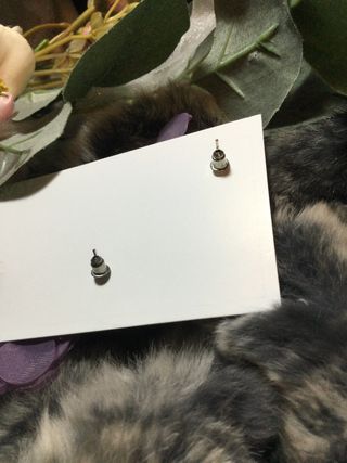 Pendientes flor seda morada Flamencas