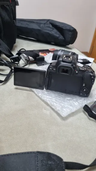 Canon EOS 250D Cámara DSLR Negra