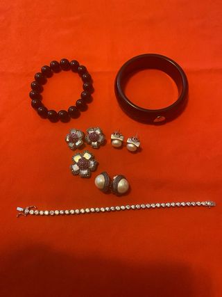 Conjunto Pulseras y Pendientes Negros y Blancos