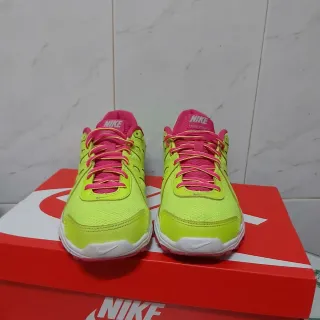 Zapatillas Nike T38.5 Amarillo y Rosa