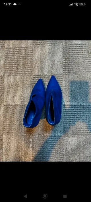 Botines azul eléctrico de tacón alto – elegantes