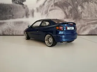 Renault Megane Coupé 1/18 Modificado