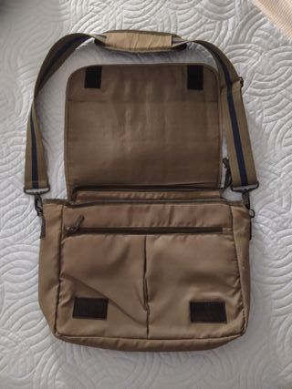 Bolsa Maletín pc portátil Verde militar