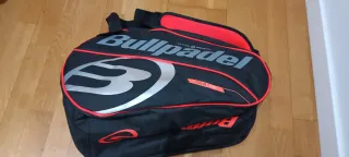 Paletero Bullpadel Tour Negro/Naranja