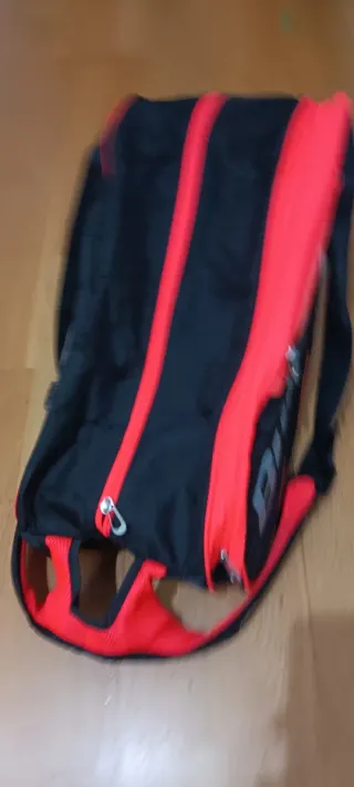 Paletero Bullpadel Tour Negro/Naranja