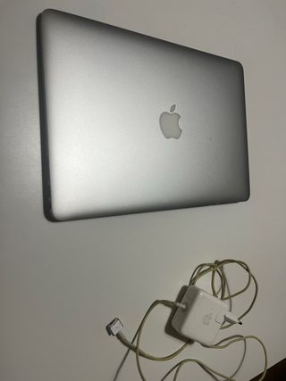 MacBook Air 13”