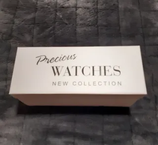 Scatola organizzatrice per orologi con chiave