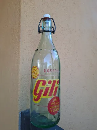 Botella antigua Gaseosa Gili