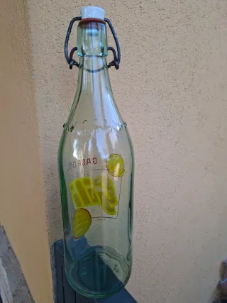 Botella antigua Gaseosa Gili