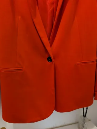 Blazer Rojo Stradivarius Talla M