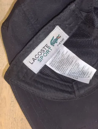 Gorra Lacoste Negra Modelo Big Croc