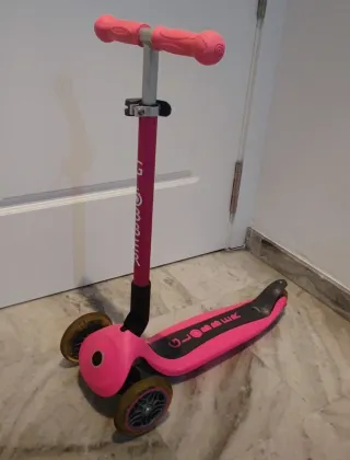 Patinete Globber con luces 3 Ruedas Rosa