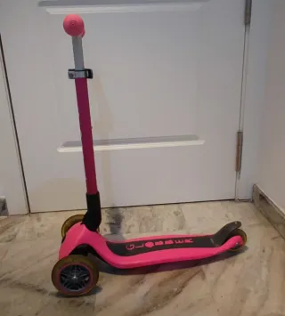 Patinete Globber con luces 3 Ruedas Rosa