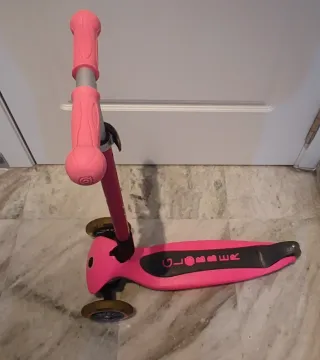 Patinete Globber con luces 3 Ruedas Rosa