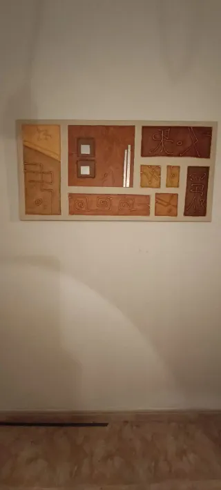 Mesa comedor, bufete y vitrina madera maciza