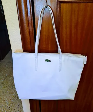 Bolso Tous Blanco y Negro y Lacost blanco