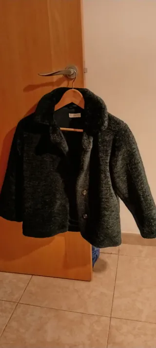 Abrigo Zara niña verde