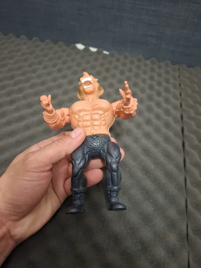 Figura Bootleg Cabeza León Domene Juyba