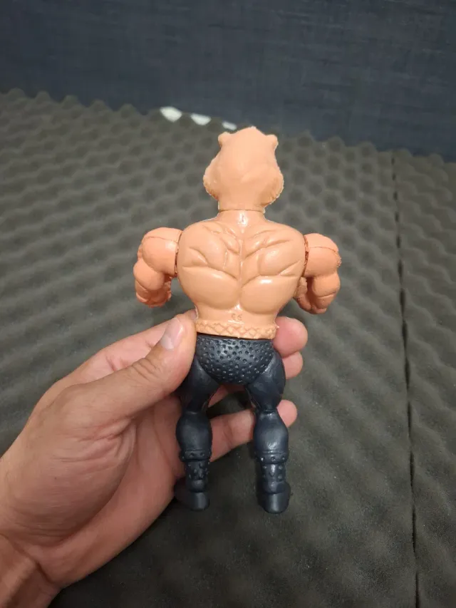 Figura Bootleg Cabeza León Domene Juyba