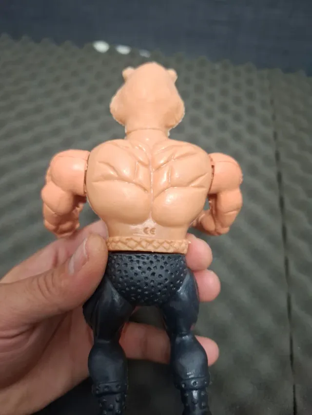 Figura Bootleg Cabeza León Domene Juyba