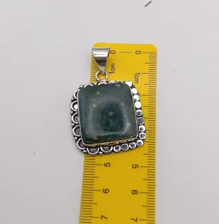 Collar mineral de Jaspe Océano