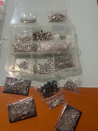 Set di perline per creazioni di gioielli: bracciali e collane